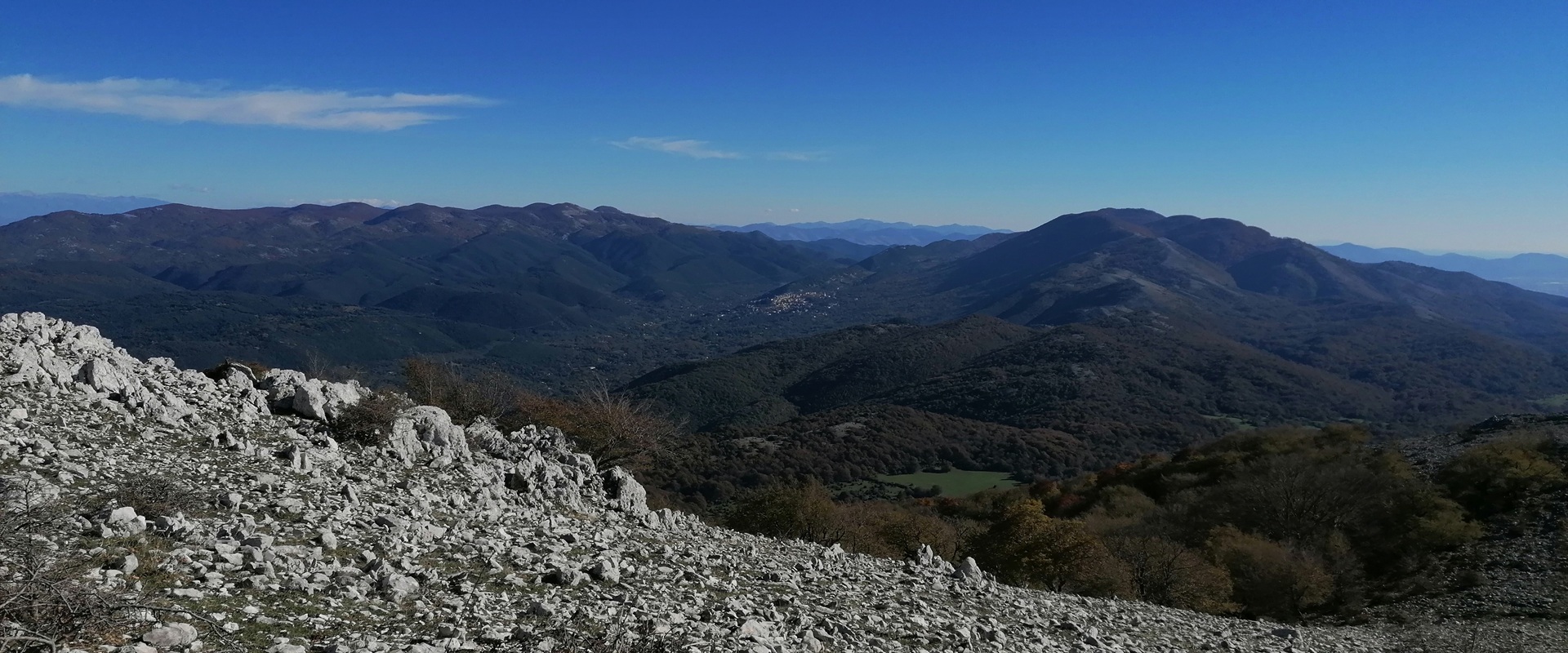 ASCESA AL MONTE LUPONE